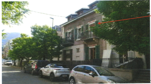 Vente aux enchères publiques du 10 mars 2026 à 9 h 00 - un appartement en duplex avec balcon, terrasse et jardin (AIX LES BAINS)